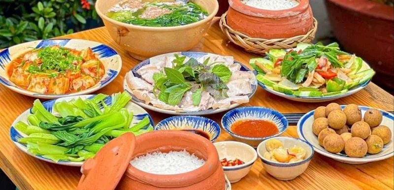 Cơm Nhà Lục Tỉnh Là quán ăn ngon cho gia đình ở Sài Gòn