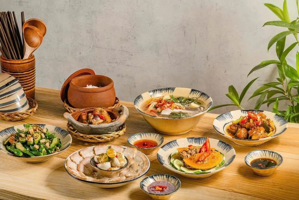 Tiệm cơm kho tộ mang đến cảm giác ấm cúng cho những bữa cơm gia đình