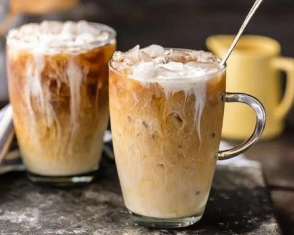 Ca phe sua – a distinctive Vietnamese beverage.