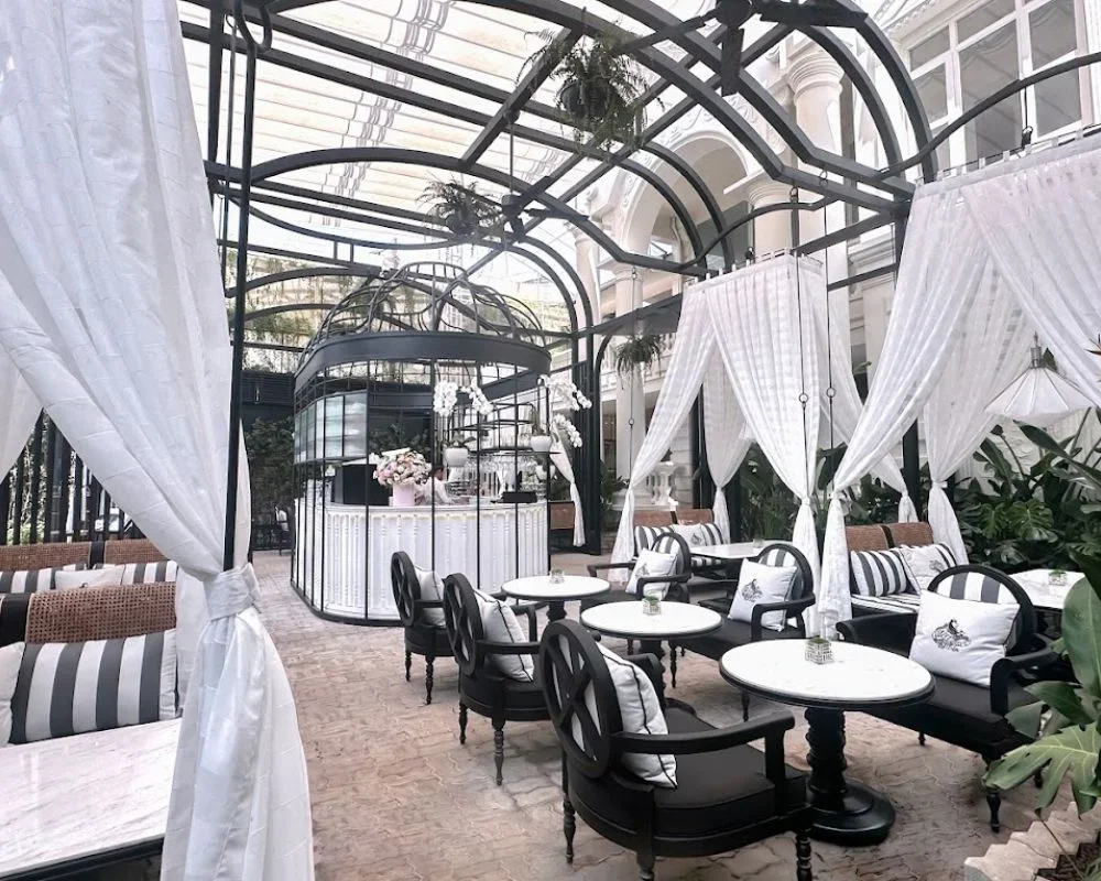 Arteastiq The Sanctuary là nhà hàng nổi tiếng Sài Gòn phù hợp để hẹn hò, họp mặt 